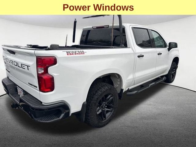 Used 2021 Chevrolet Silverado 1500 Custom Trail Boss w/ LPO, Dark Essentials Package AWD/4WD image 5