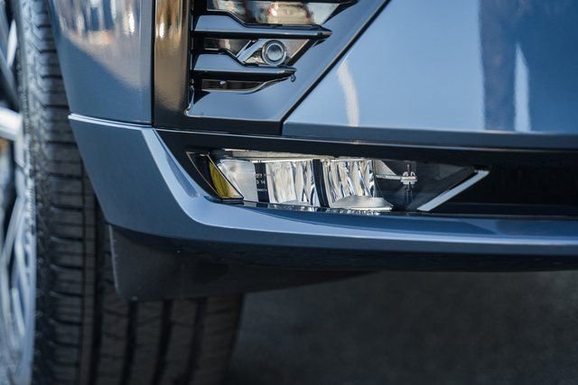 New 2026 Volvo XC60 B5 Plus w/ Climate Package image 15