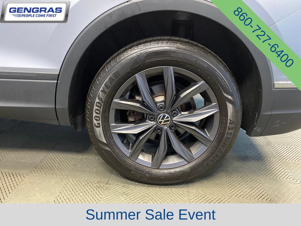 Used 2023 Volkswagen Tiguan SE AWD/4WD image 31