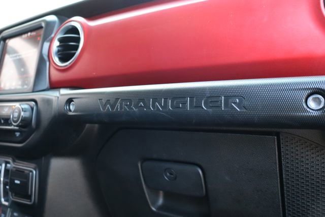 Used 2018 Jeep Wrangler Unlimited Rubicon AWD/4WD image 48