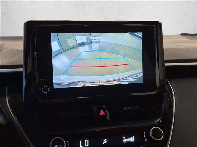 Used 2025 Toyota Corolla LE FWD image 12