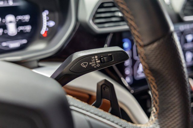 Used 2022 Lamborghini Urus AWD/4WD image 42