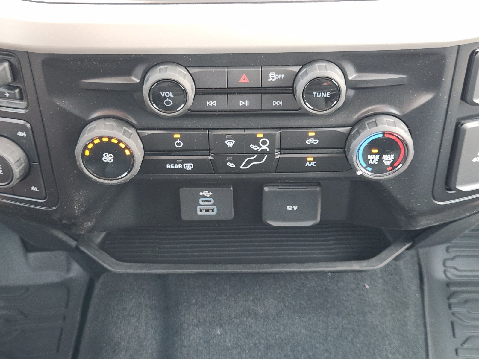 New 2026 Ford F350 XLT AWD/4WD image 20