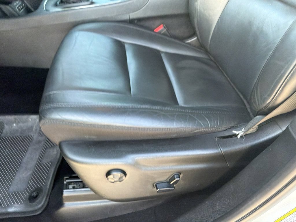 Used 2020 Dodge Durango GT w/ Blacktop Package RWD image 9