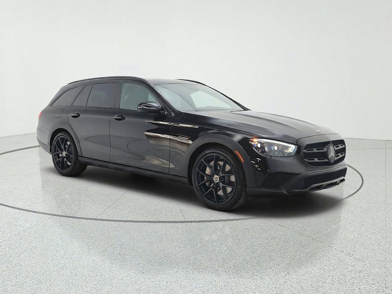 Certified 2023 Mercedes-Benz E 450 4MATIC All-Terrain Wagon image 3