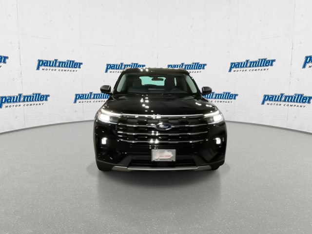 Used 2026 Ford Explorer Active w/ Active Comfort Package AWD/4WD image 3