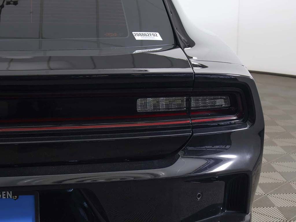 Used 2024 Dodge Charger R/T w/ Plus Group image 17