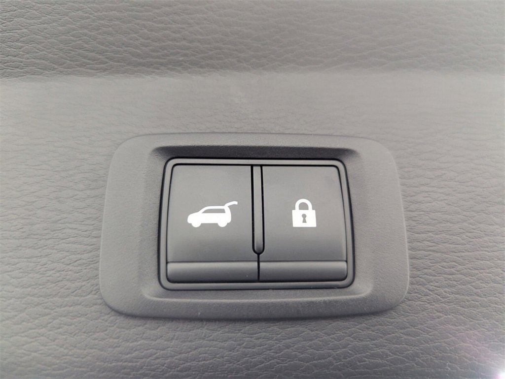 Used 2024 Mitsubishi Outlander SEL image 18