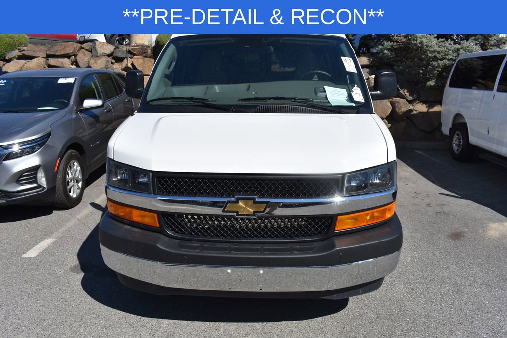 Certified 2025 Chevrolet Express 3500 LT RWD image 2