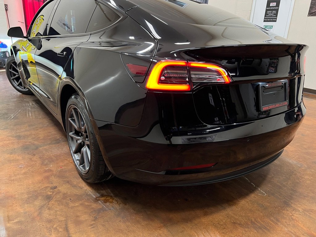 Used 2019 Tesla Model 3 Standard Range RWD image 34