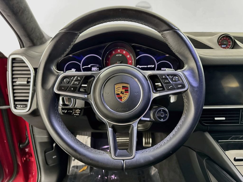 Used 2022 Porsche Cayenne GTS AWD/4WD image 11