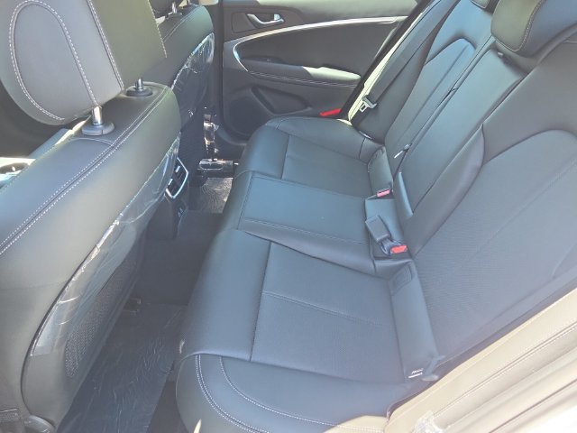 New 2026 Genesis G70 2.5T RWD image 6