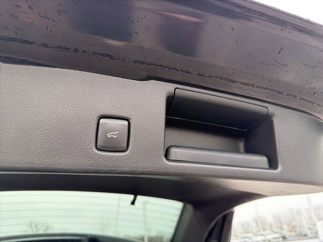 Used 2022 Ford Escape SEL w/ Technology Package image 13