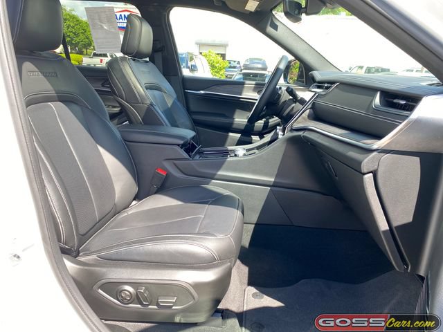 Certified 2022 Jeep Grand Cherokee Overland AWD/4WD image 6