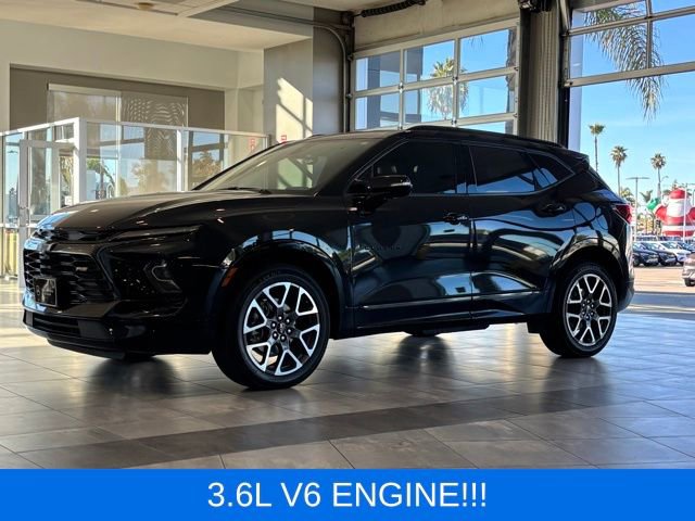 Used 2023 Chevrolet Blazer RS w/ Enhanced Convenience Package FWD image 7