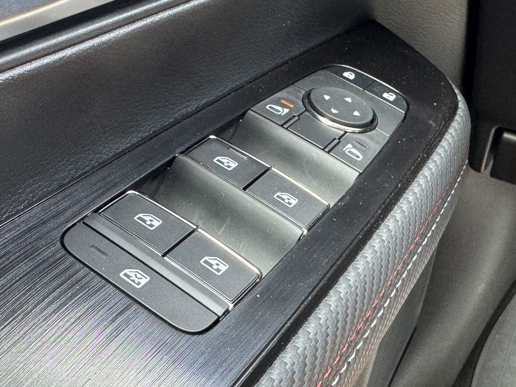 New 2025 Nissan Kicks SR w/ SR Premium Package image 20