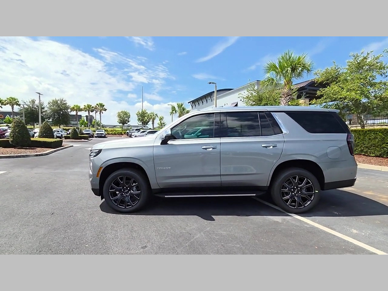 New 2026 Chevrolet Tahoe Premier w/ Sun And Tow Package AWD/4WD image 21