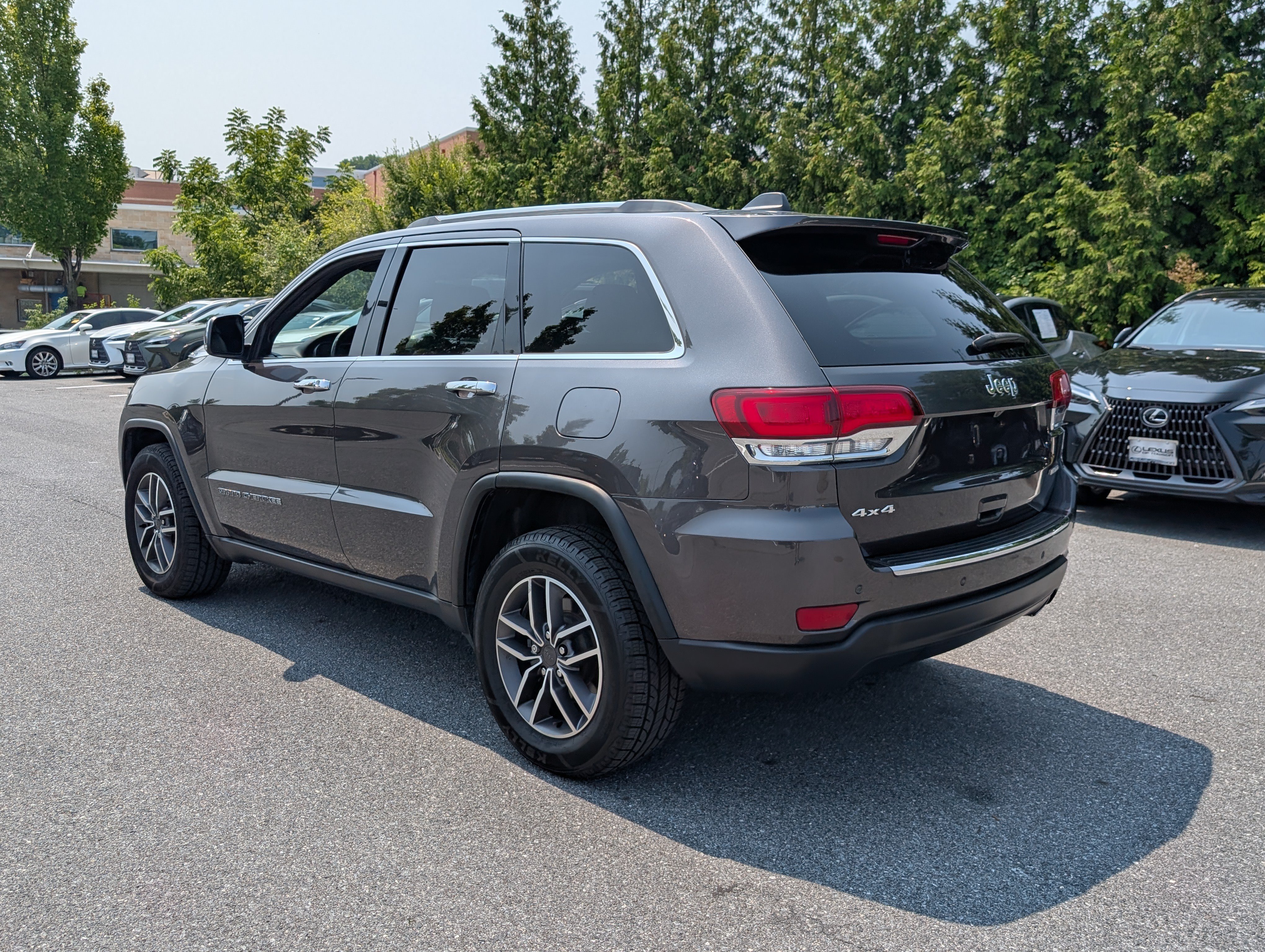 Used 2020 Jeep Grand Cherokee Limited w/ Luxury Group II AWD/4WD image 5