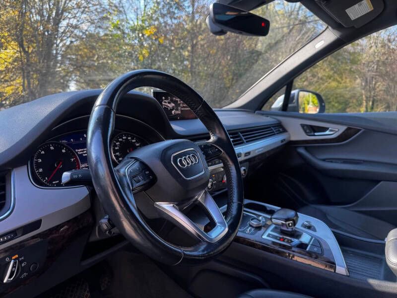 Used 2017 Audi Q7 2.0T Premium Plus image 16