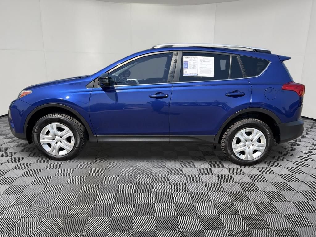 Used 2014 Toyota RAV4 LE FWD image 4