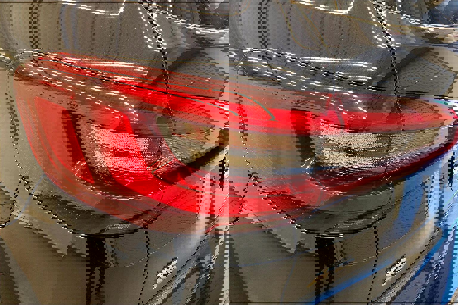 Certified 2023 BMW X5 M50i w/ Climate Comfort Package image 28