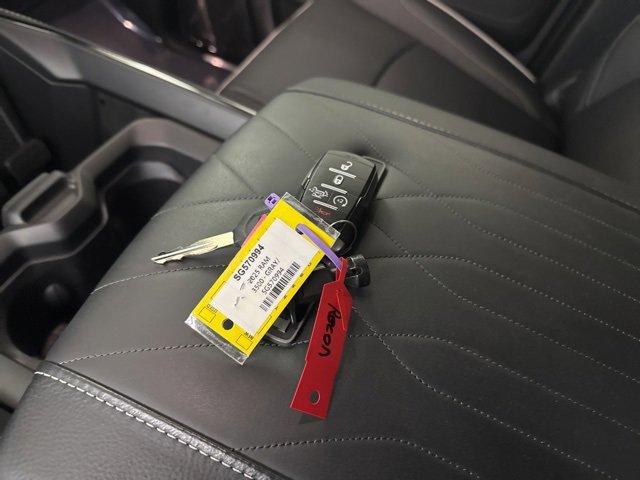 Used 2025 RAM 3500 Limited image 28