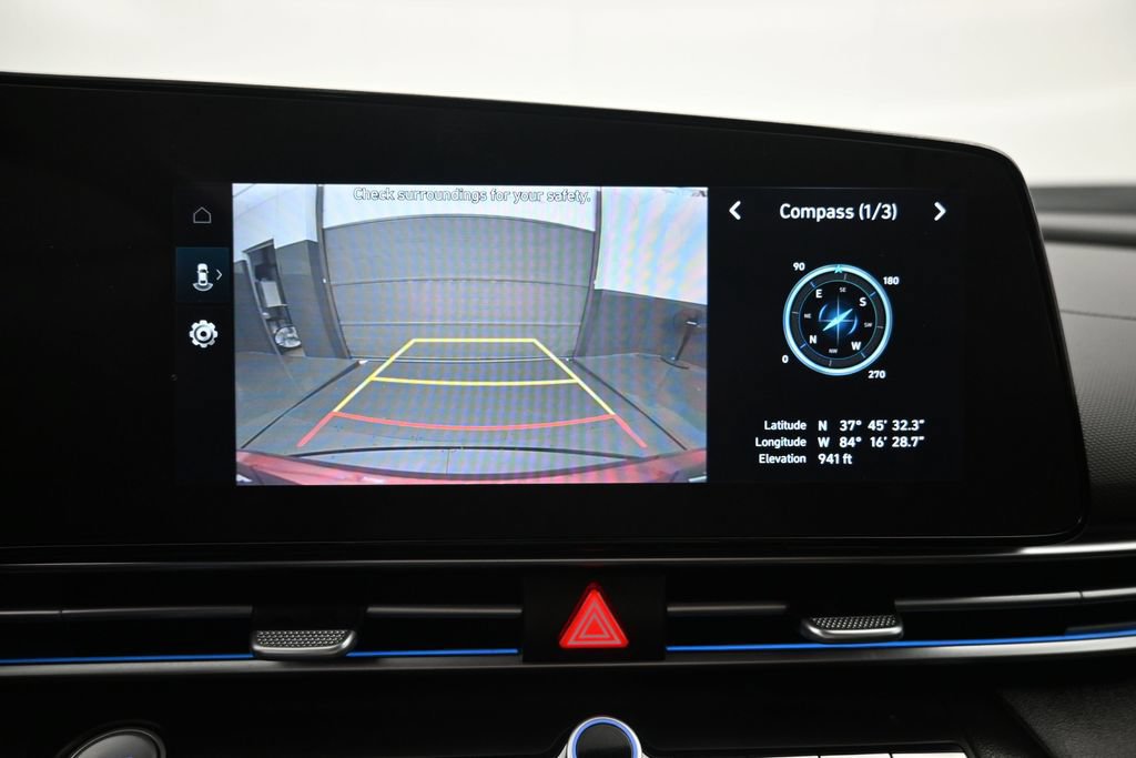 Used 2024 Hyundai Elantra SEL FWD image 18