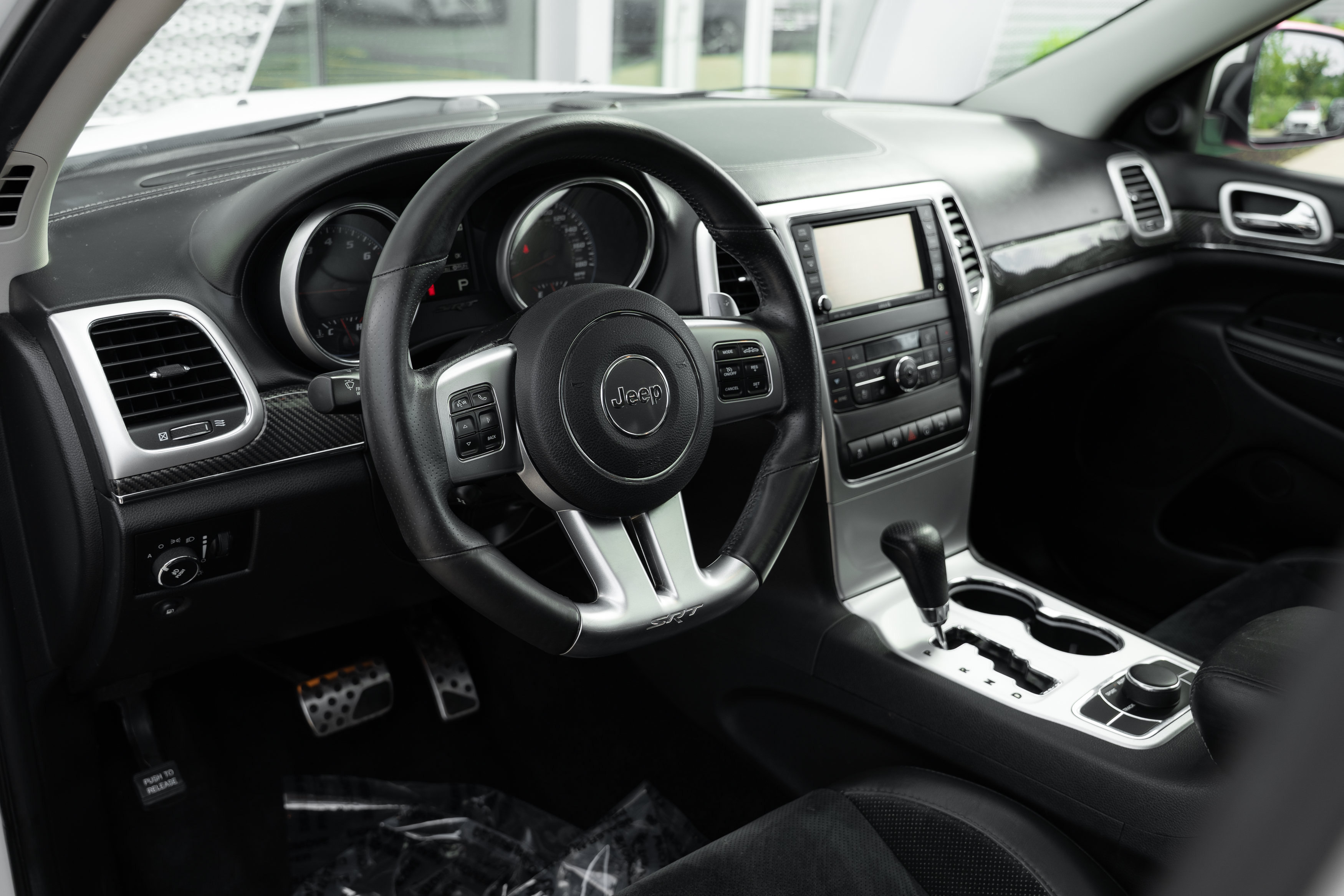 Used 2013 Jeep Grand Cherokee SRT8 AWD/4WD image 8
