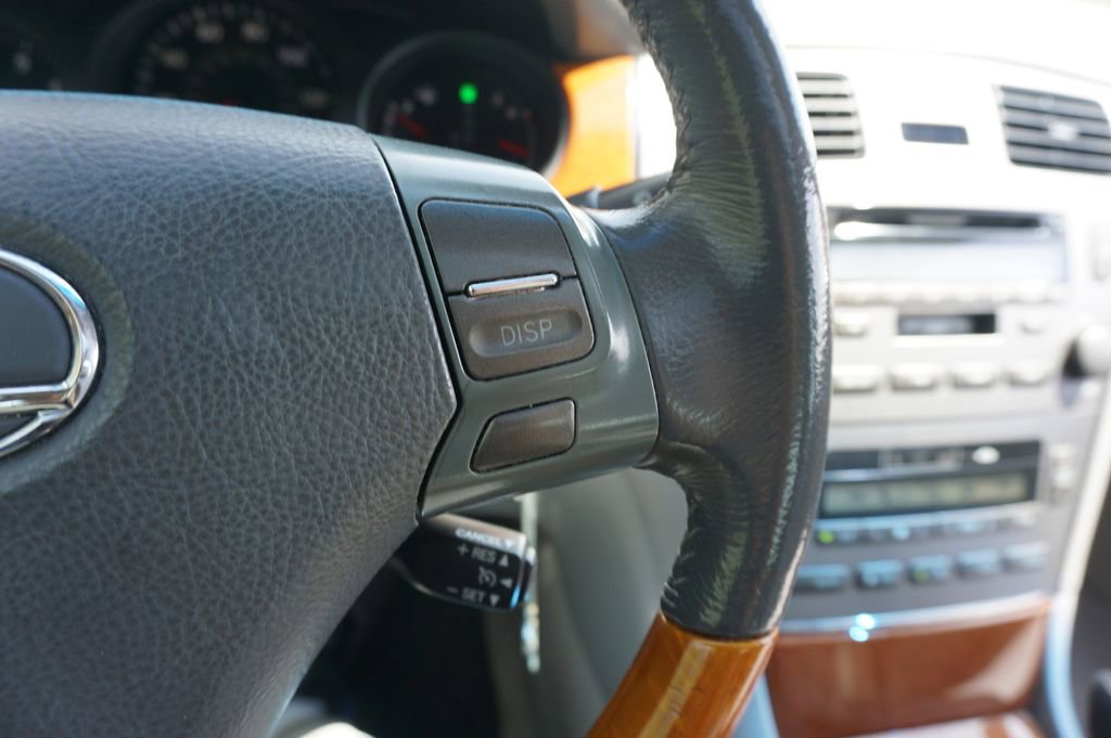 Used 2005 Lexus ES 330 image 8