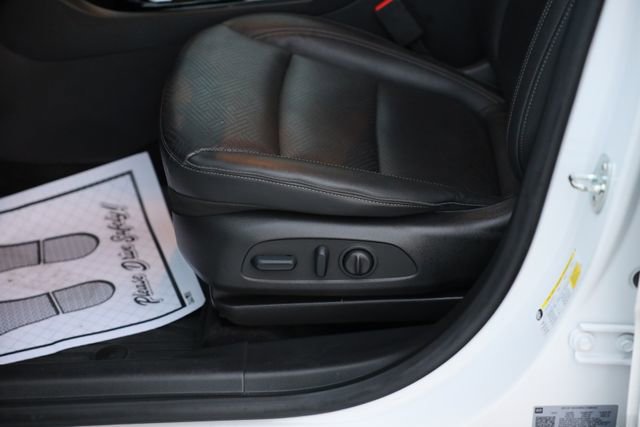 Used 2023 Buick Encore GX Essence w/ Experience Buick Package image 16