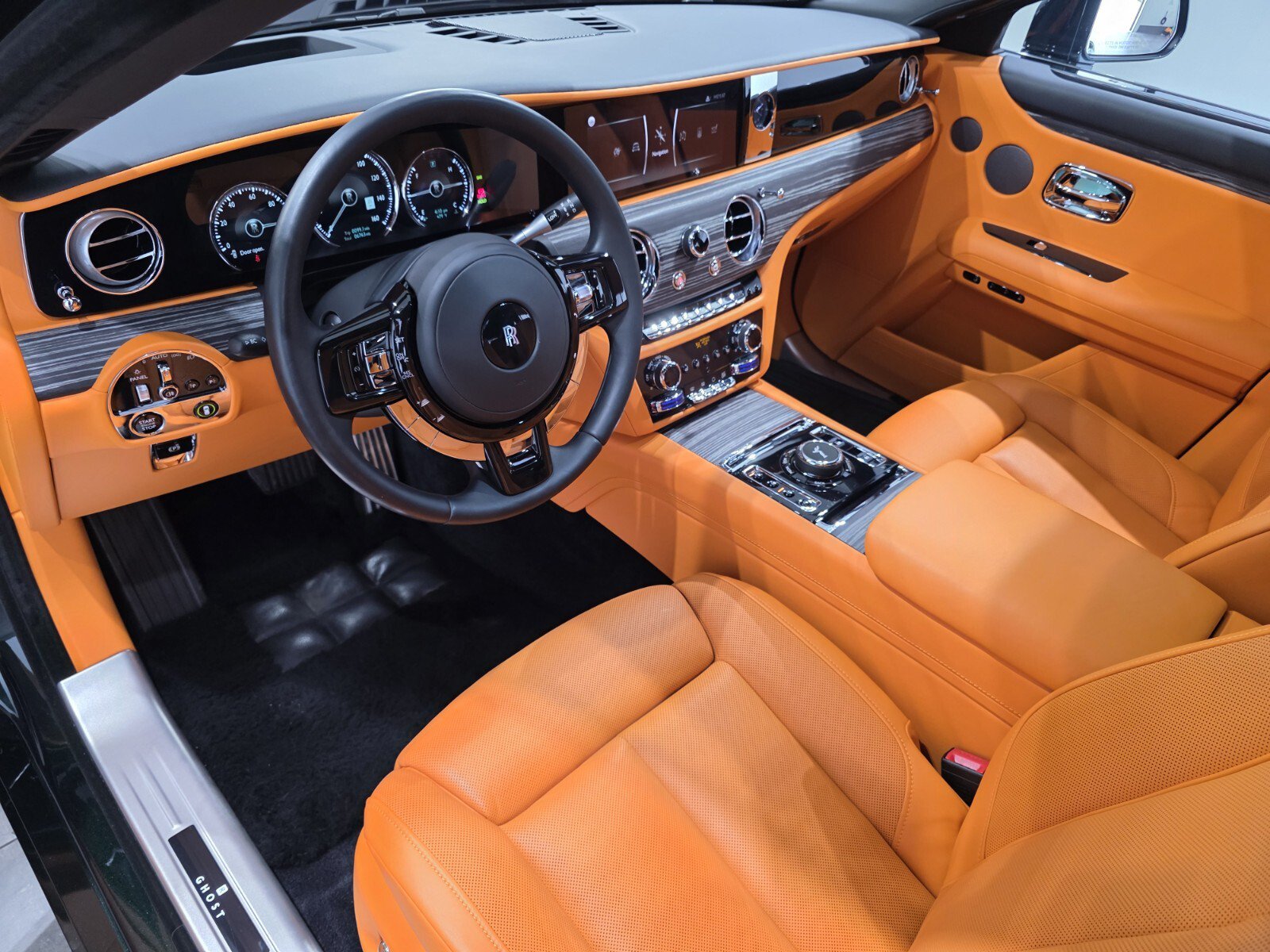 Used 2024 Rolls-Royce Ghost w/ Ghost Package AWD/4WD image 7