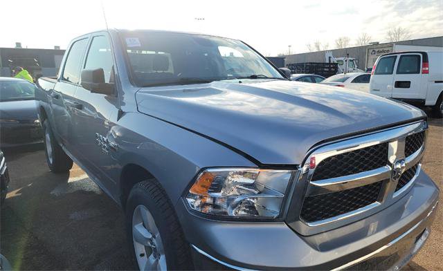 Used 2023 RAM 1500 Classic SLT image 2