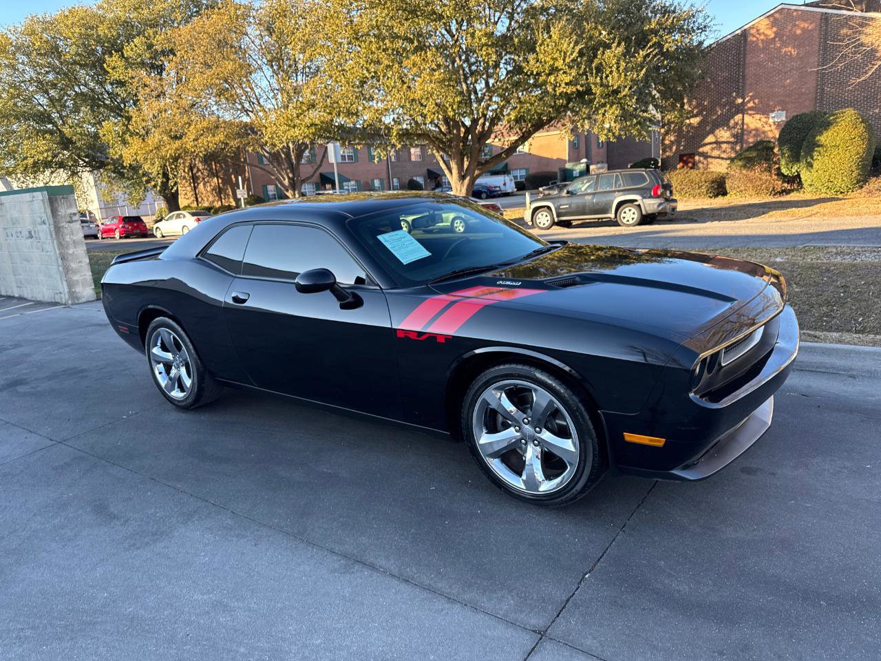 Used 2014 Dodge Challenger R/T Plus RWD image 2