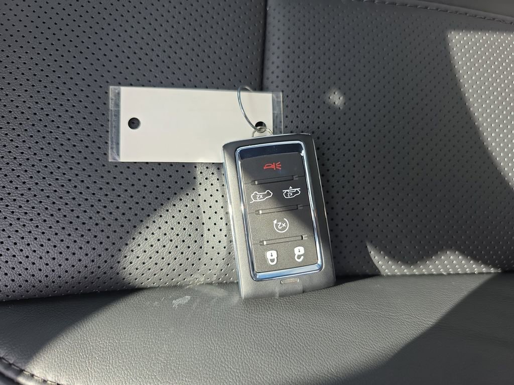 New 2026 Jeep Grand Wagoneer L Limited image 40