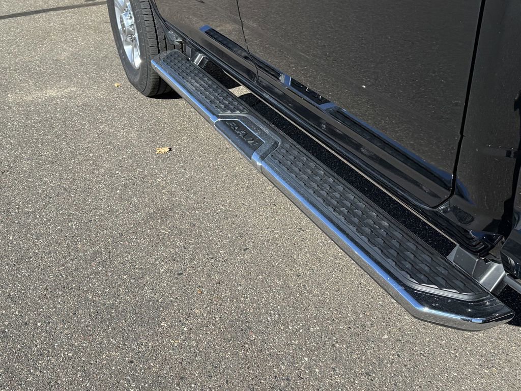 Used 2024 RAM 2500 Big Horn image 6