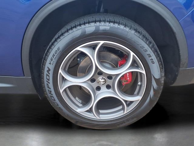 Used 2023 Alfa Romeo Stelvio Sprint image 34