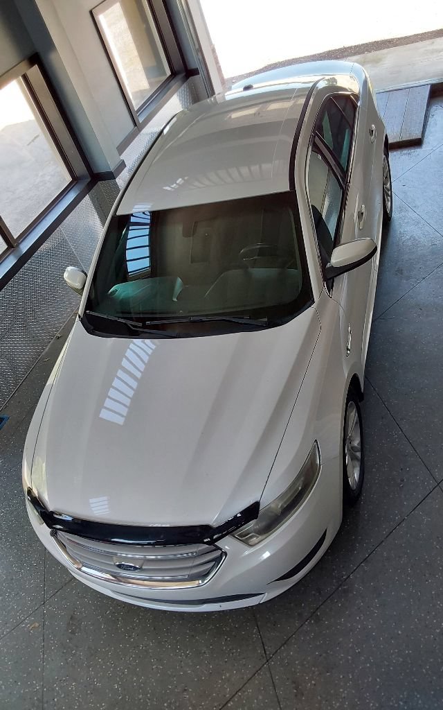 Used 2014 Ford Taurus SEL w/ Equipment Group 201A FWD image 23