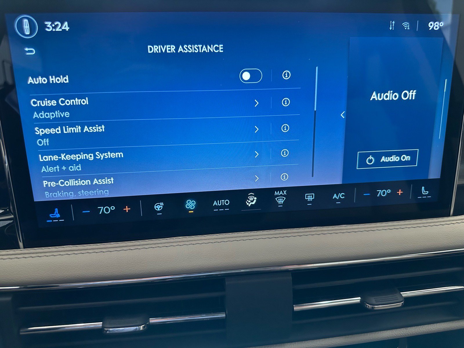 Used 2025 Lincoln Corsair Reserve w/ Equipment Group 202A FWD image 37