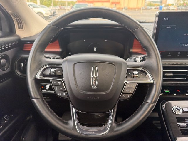 Used 2023 Lincoln Nautilus Reserve w/ Equipment Group 201A AWD/4WD image 17