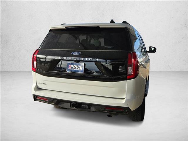 Certified 2025 Ford Expedition Active image 5