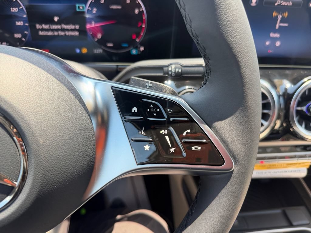 New 2026 Mercedes-Benz GLA 250 image 16