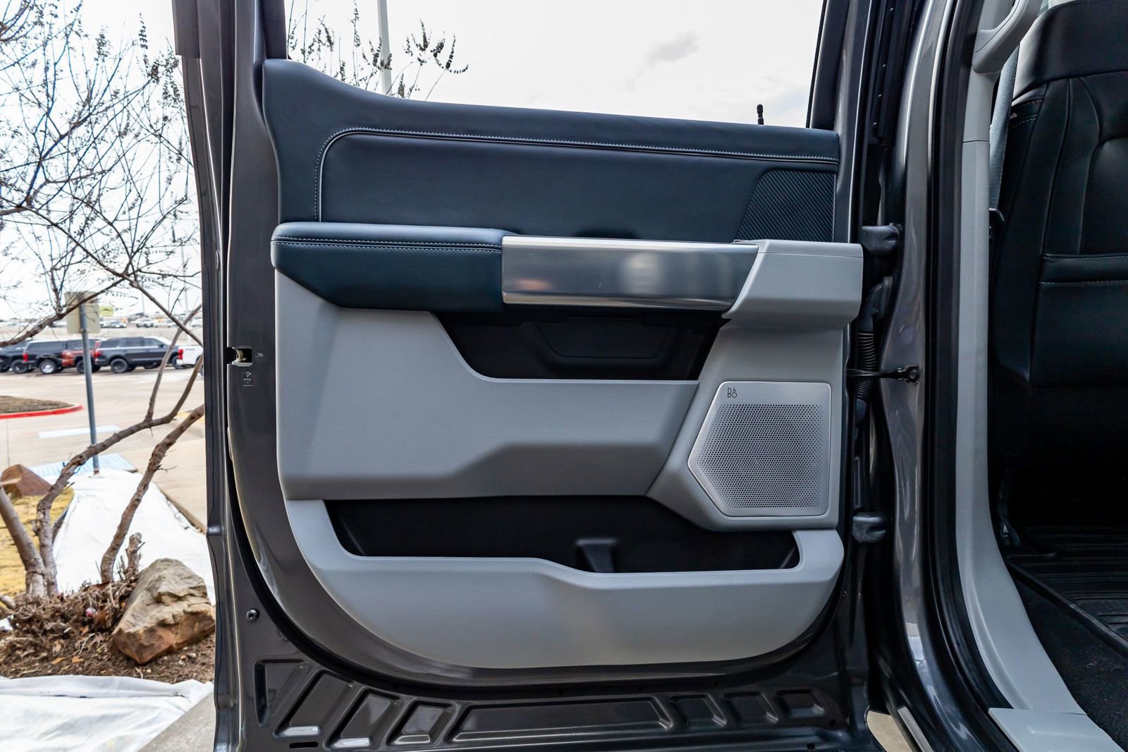 Used 2024 Ford F250 Limited w/ FX4 Off-Road Package image 38