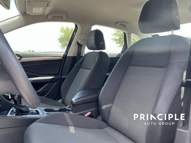 Used 2019 Volkswagen Jetta S w/ Driver Assistance Package FWD image 15