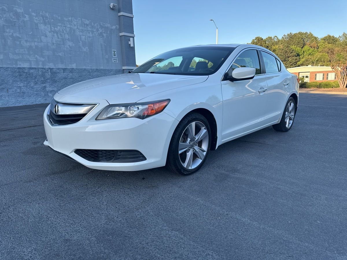 Used 2015 Acura ILX FWD image 3
