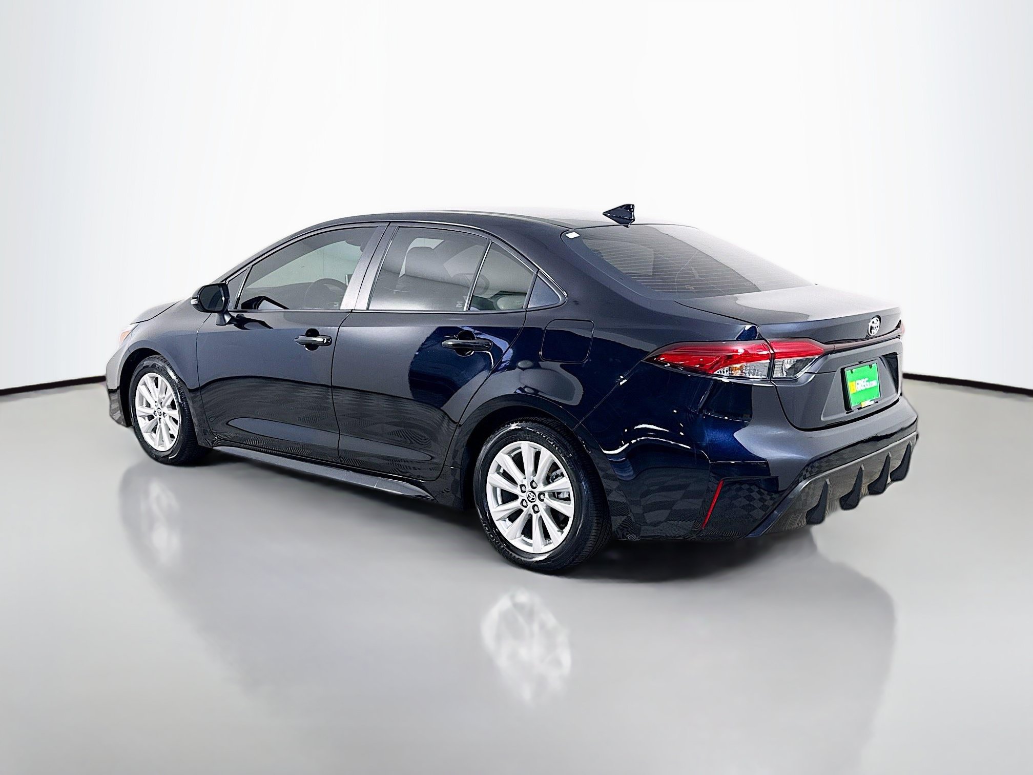 Used 2025 Toyota Corolla FX w/ Convenience Package FWD image 7