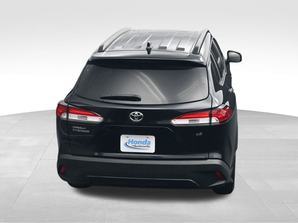 Used 2024 Toyota Corolla Cross LE w/ Moonroof Package FWD image 34