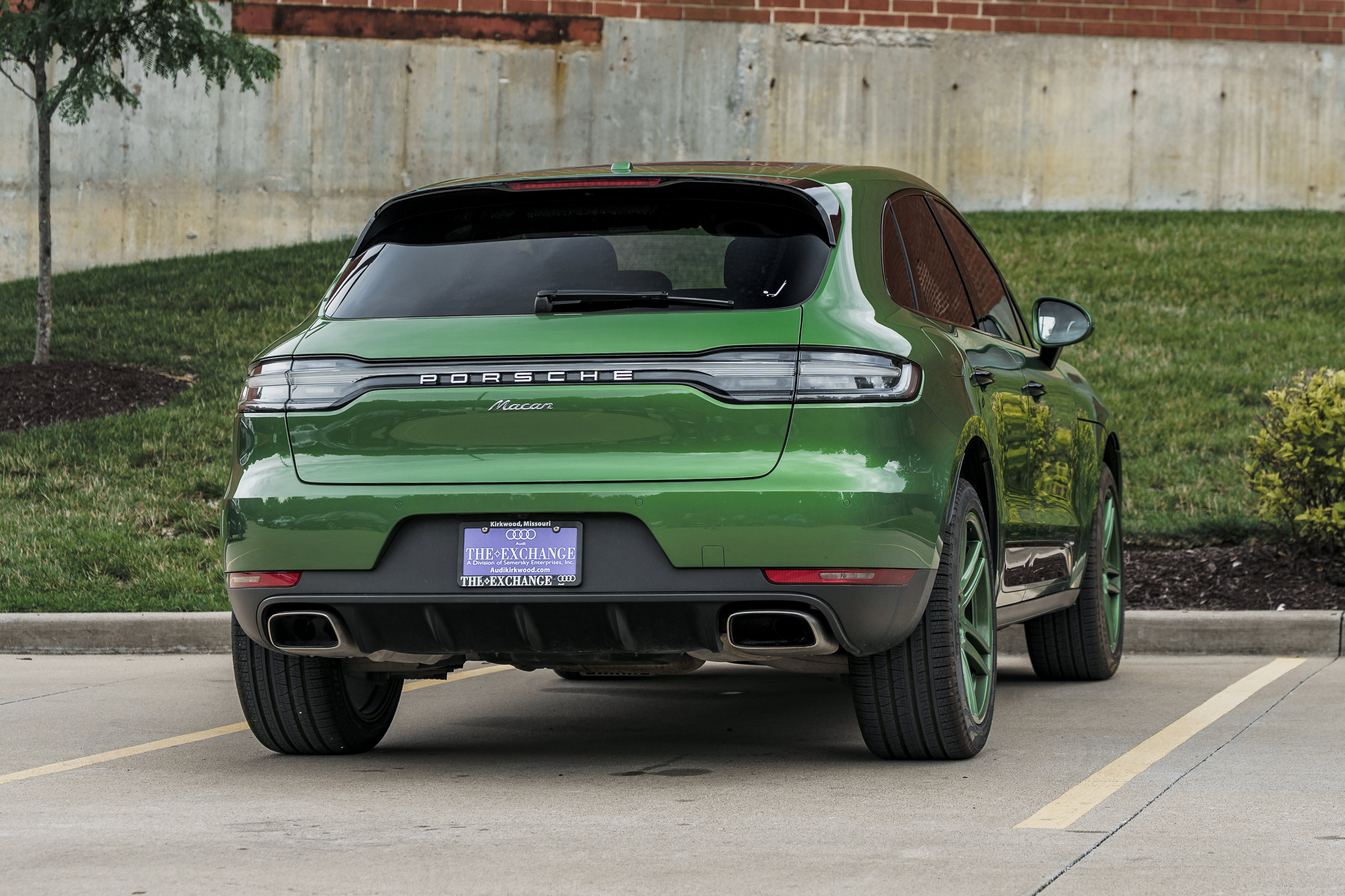 Used 2019 Porsche Macan AWD/4WD image 4