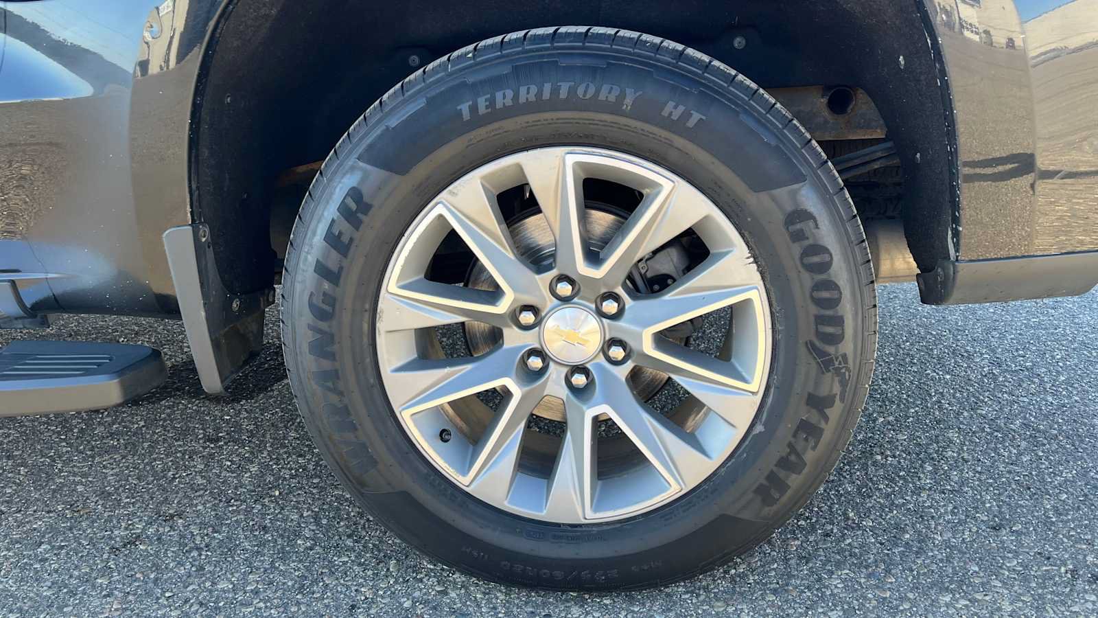 Used 2021 Chevrolet Silverado 1500 High Country AWD/4WD image 24