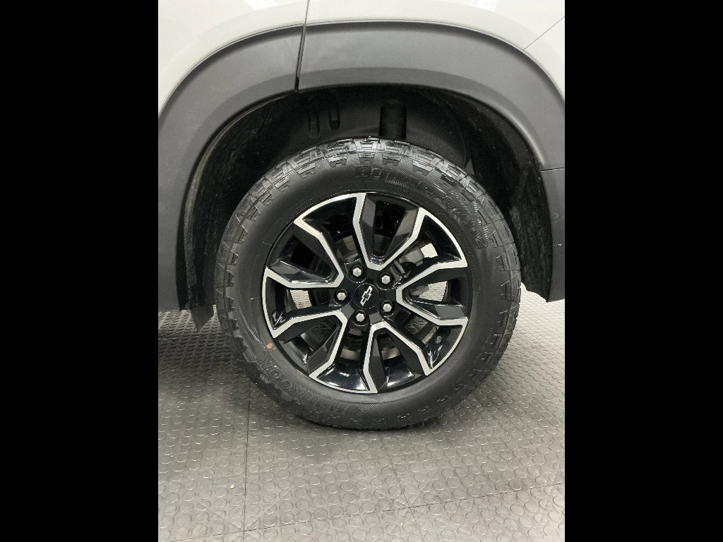Used 2024 Chevrolet TrailBlazer ACTIV w/ Driver Confidence Package FWD image 36