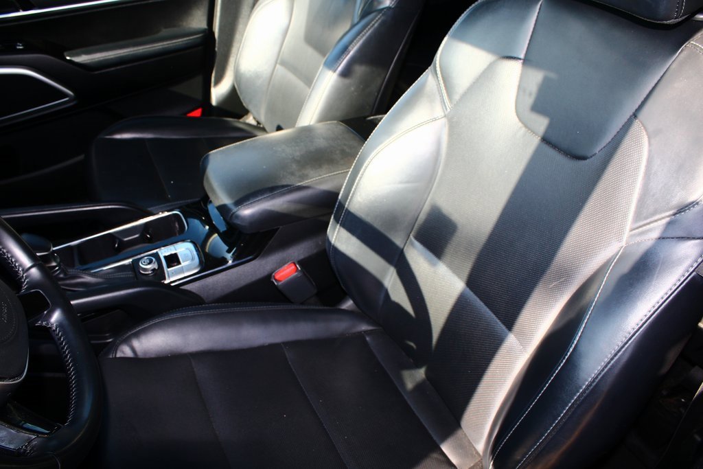 Used 2020 Kia Telluride S w/ S 8 Passenger Seating Package image 4